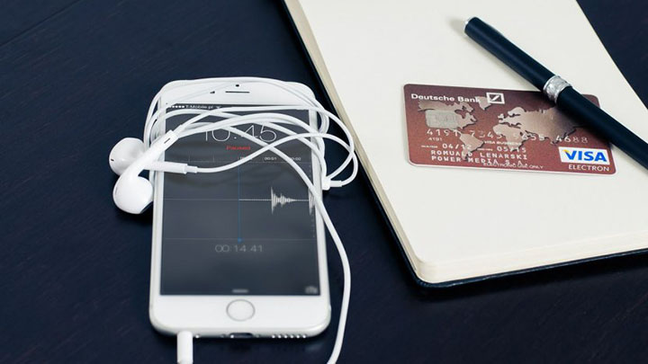 Как отвязать банковскую карту от Apple ID